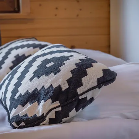 Caloroczne Jaga בקתה